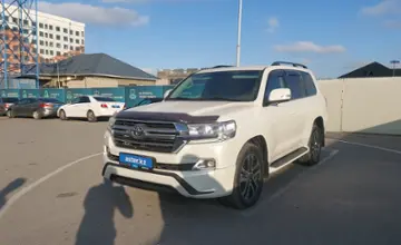 Toyota Land Cruiser 2017 года за 32 000 000 тг. в Шымкент фото 1
