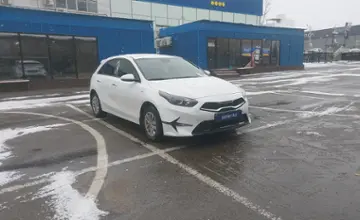 Kia Ceed 2022 года за 9 500 000 тг. в Алматы фото 2