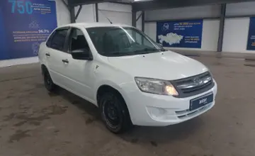 LADA (ВАЗ) Granta 2018 года за 4 000 000 тг. в Астана фото 2