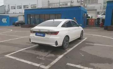 Toyota Yaris 2022 года за 9 500 000 тг. в Алматы фото 3