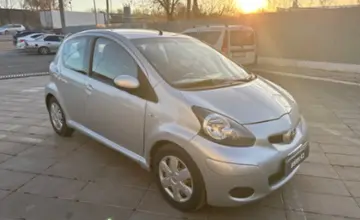 Toyota Aygo 2010 года за 2 600 000 тг. в Уральск фото 3