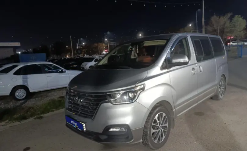 Hyundai Grand Starex 2018 года за 18 000 000 тг. в Тараз