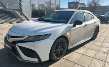 Toyota Camry 2021 года за 14 000 000 тг. в Уральск фото 1