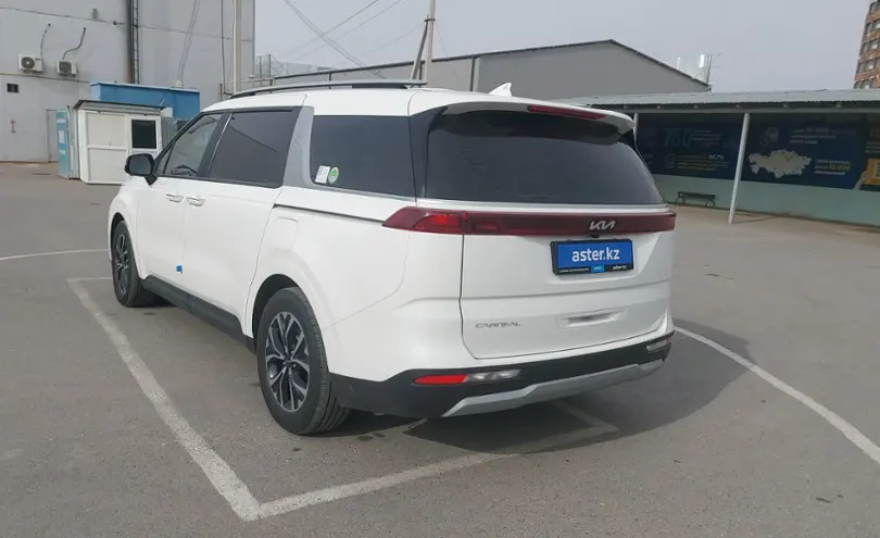 Kia Carnival 2022 года за 16 000 000 тг. в Шымкент фото 4