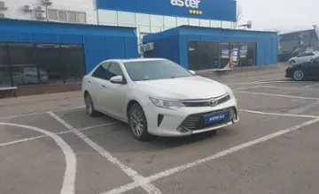 Toyota Camry 2015 года за 9 650 000 тг. в Алматы фото 2