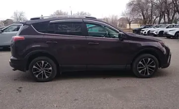 Toyota RAV4 2017 года за 11 000 000 тг. в Актобе фото 4