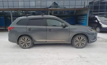 Mitsubishi Outlander 2020 года за 13 000 000 тг. в Караганда фото 4