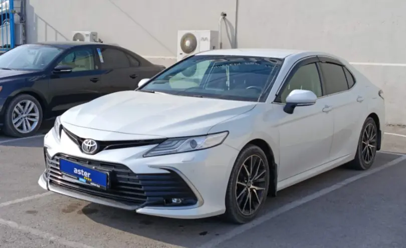 Toyota Camry 2021 года за 17 000 000 тг. в Тараз