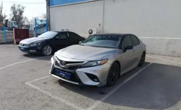 Toyota Camry 2018 года за 14 000 000 тг. в Тараз фото 1
