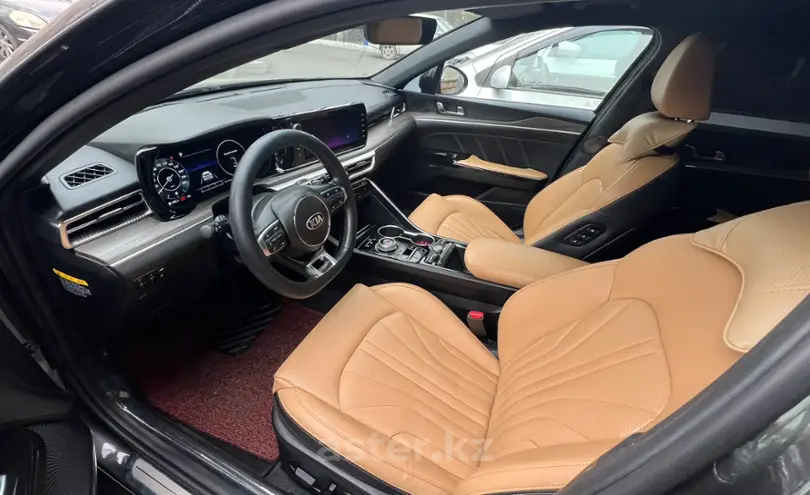 Kia K5 2020 года за 13 500 000 тг. в Алматы