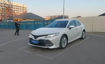 Toyota Camry 2018 года за 15 000 000 тг. в Шымкент фото 1