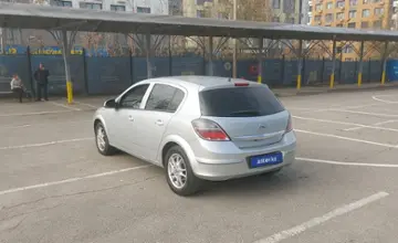 Opel Astra 2011 года за 3 500 000 тг. в Алматы фото 4