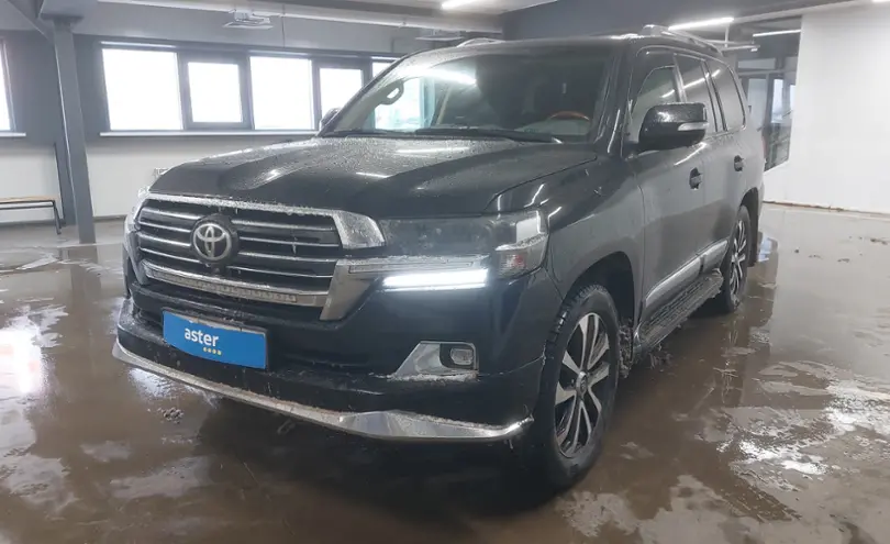Toyota Land Cruiser 2012 года за 20 000 000 тг. в Астана