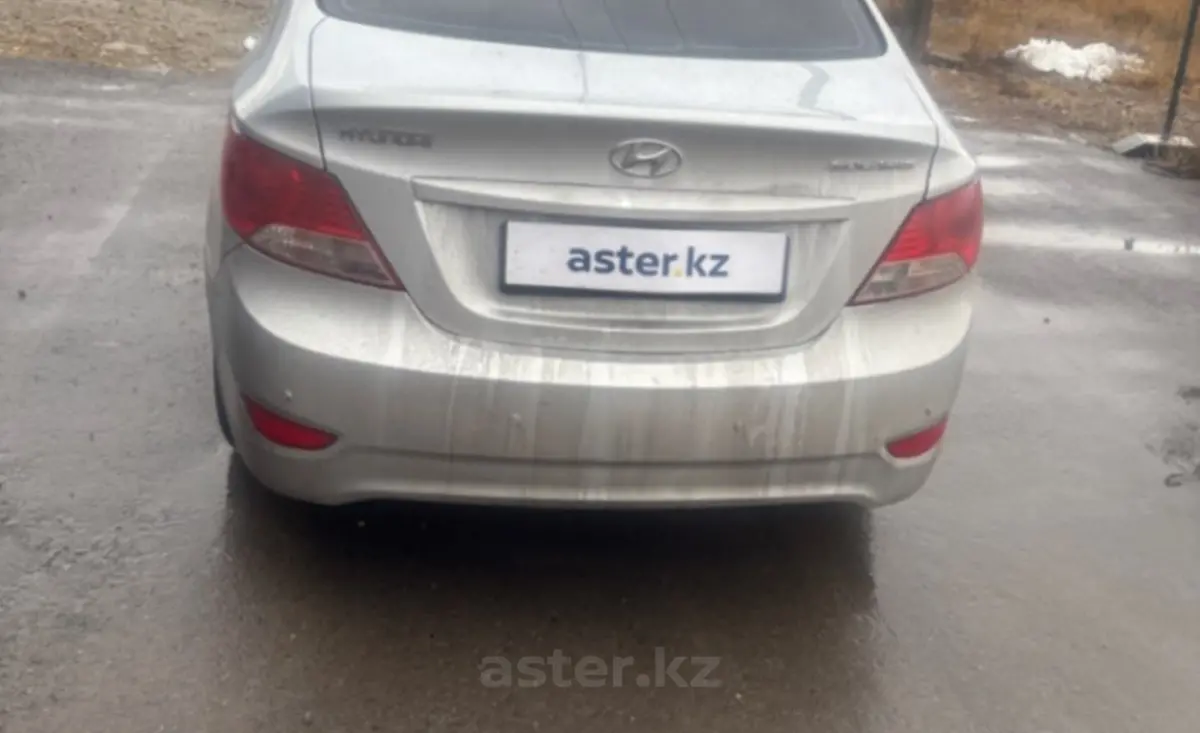 Hyundai Solaris 2013