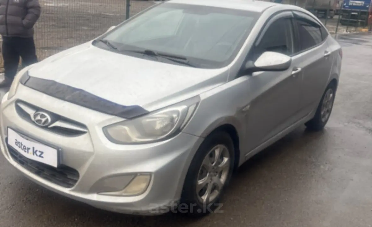 Hyundai Solaris 2013 года за 4 000 000 тг. в Петропавловск