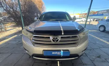 Toyota Highlander 2011 года за 11 000 000 тг. в Талдыкорган фото 2