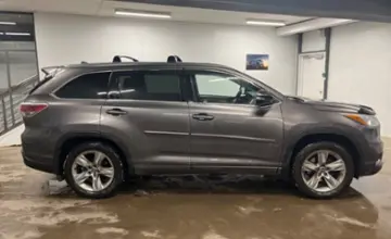 Toyota Highlander 2016 года за 16 500 000 тг. в Астана фото 4