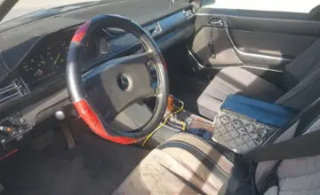 Mercedes-Benz W124 1988 года за 1 500 000 тг. в Алматы фото 5