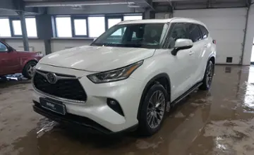 Toyota Highlander 2022 года за 22 000 000 тг. в Астана фото 1