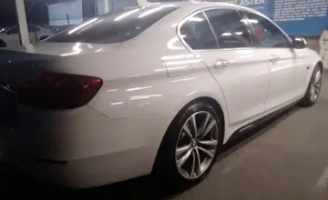 BMW 5 серии 2015 года за 12 500 000 тг. в Алматы