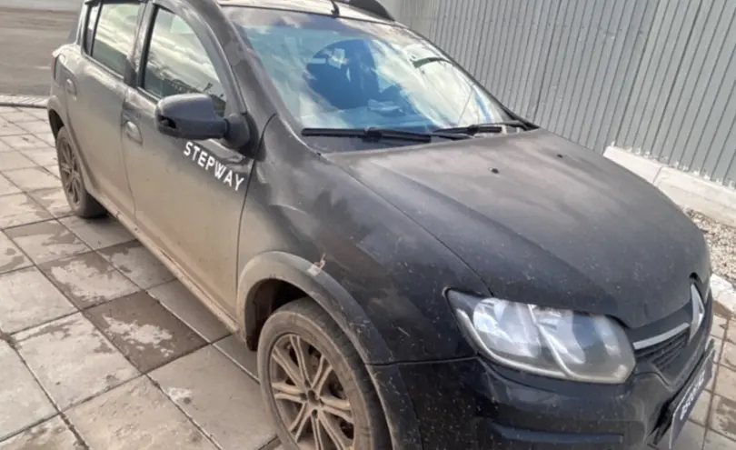 Renault Sandero 2015 года за 3 500 000 тг. в Уральск фото 3