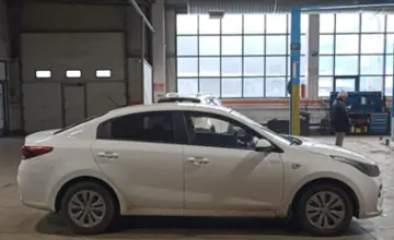 Kia Rio 2020 года за 7 500 000 тг. в Караганда фото 4