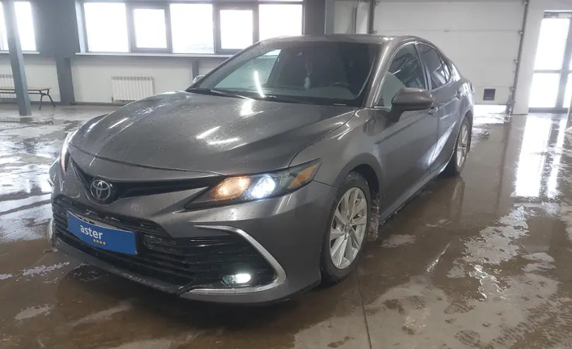 Toyota Camry 2021 года за 12 000 000 тг. в Астана