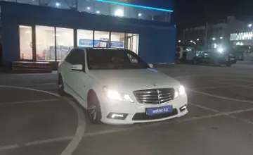 Mercedes-Benz E-Класс 2011 года за 7 700 000 тг. в Алматы фото 2