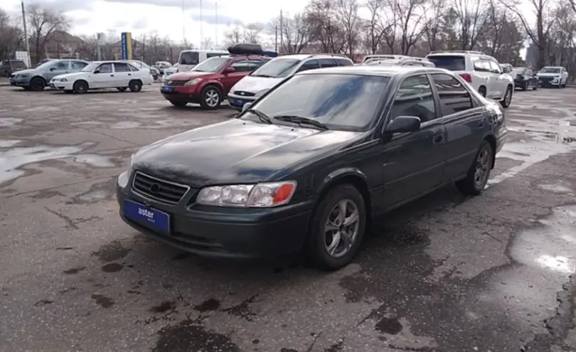 Toyota Camry 2000 года за 2 600 000 тг. в Актобе