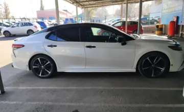 Toyota Camry 2020 года за 12 000 000 тг. в Алматы фото 4