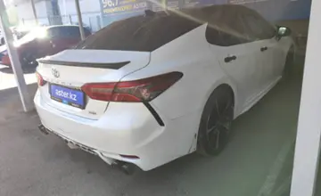 Toyota Camry 2020 года за 12 000 000 тг. в Алматы