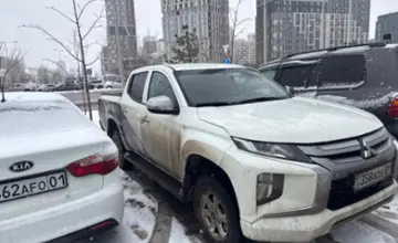 Mitsubishi L200 2022 года за 12 500 000 тг. в Астана фото 3