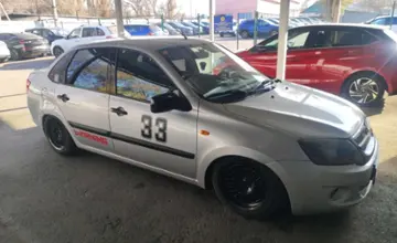 LADA (ВАЗ) Granta 2012 года за 3 500 000 тг. в Алматы фото 4