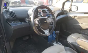 Chevrolet Spark 2011 года за 3 200 000 тг. в Шымкент фото 5