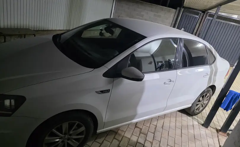 Volkswagen Polo 2017 года за 6 500 000 тг. в Алматы фото 4