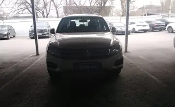 Volkswagen Tiguan 2015 года за 8 300 000 тг. в Алматы фото 2