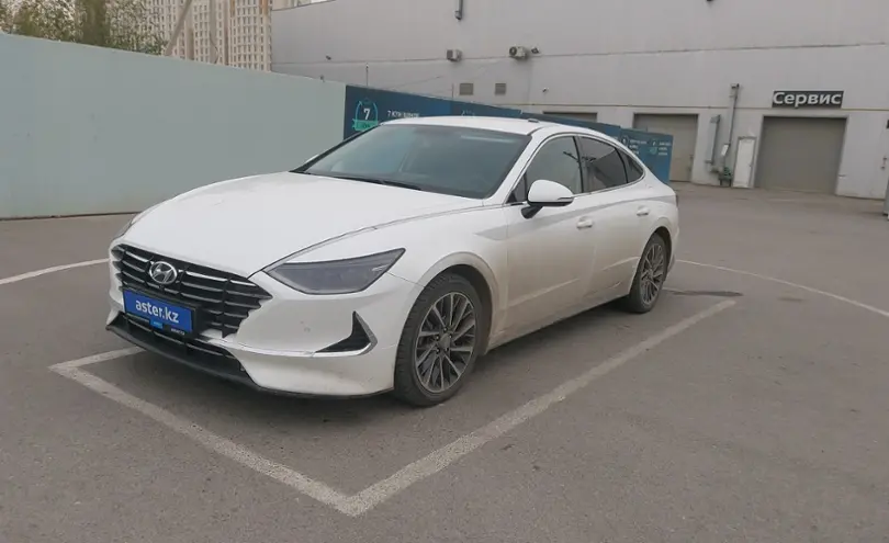 Hyundai Sonata 2021 года за 13 000 000 тг. в Шымкент
