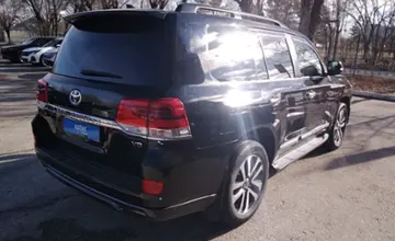 Toyota Land Cruiser 2017 года за 3 550 000 тг. в Актобе