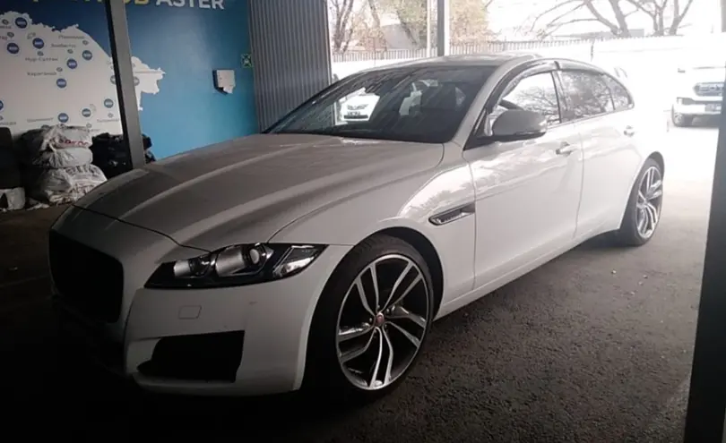 Jaguar XF 2016 года за 12 000 000 тг. в Алматы