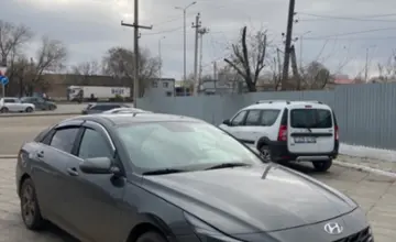 Hyundai Elantra 2023 года за 9 300 000 тг. в Уральск фото 3