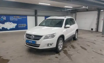 Volkswagen Tiguan 2010 года за 5 500 000 тг. в Астана фото 1