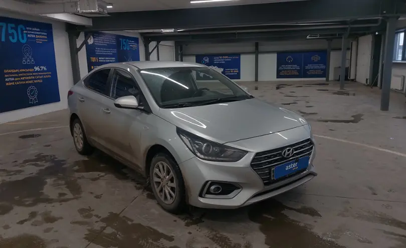 Hyundai Accent 2018 года за 8 500 000 тг. в Астана фото 2
