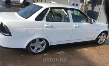 LADA (ВАЗ) Priora 2014 года за 2 900 000 тг. в Уральск