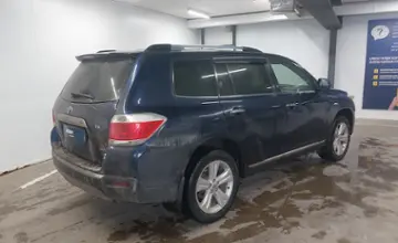 Toyota Highlander 2013 года за 13 000 000 тг. в Астана фото 3