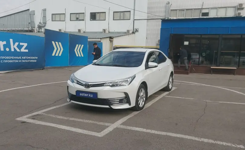 Toyota Corolla 2017 года за 8 000 000 тг. в Алматы