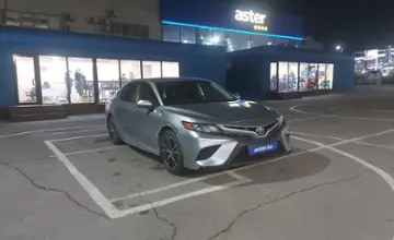 Toyota Camry 2020 года за 12 000 000 тг. в Алматы фото 2