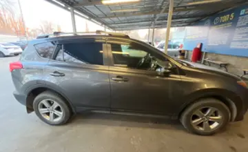 Toyota RAV4 2015 года за 11 500 000 тг. в Алматы фото 4