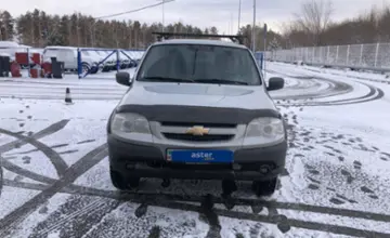 Chevrolet Niva 2015 года за 3 500 000 тг. в Усть-Каменогорск фото 2