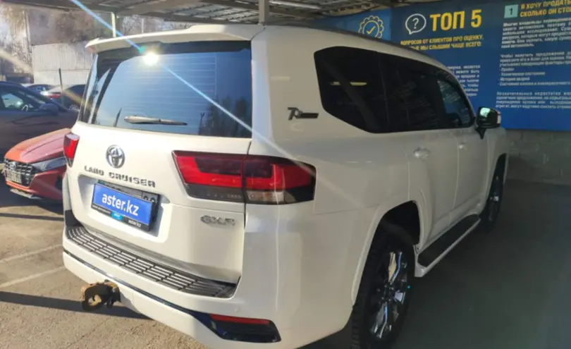 Toyota Land Cruiser 2022 года за 51 000 000 тг. в Алматы фото 5