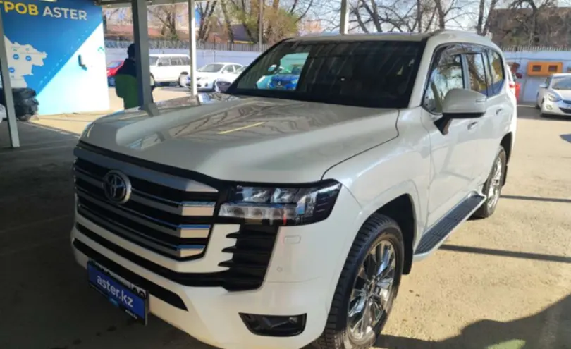 Toyota Land Cruiser 2022 года за 51 000 000 тг. в Алматы